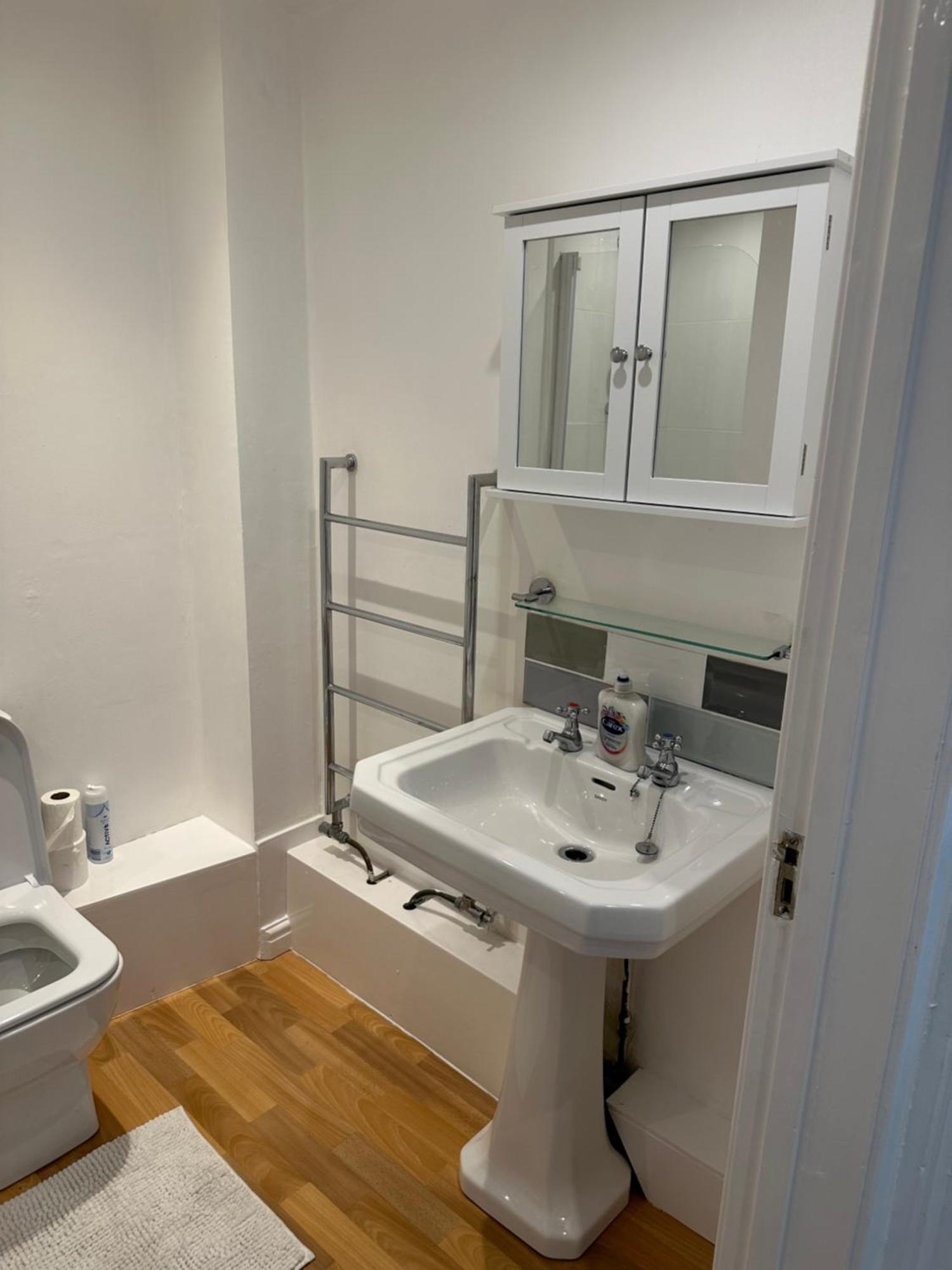 Lovely Two Bedroom Flat Thamesmead  Buitenkant foto