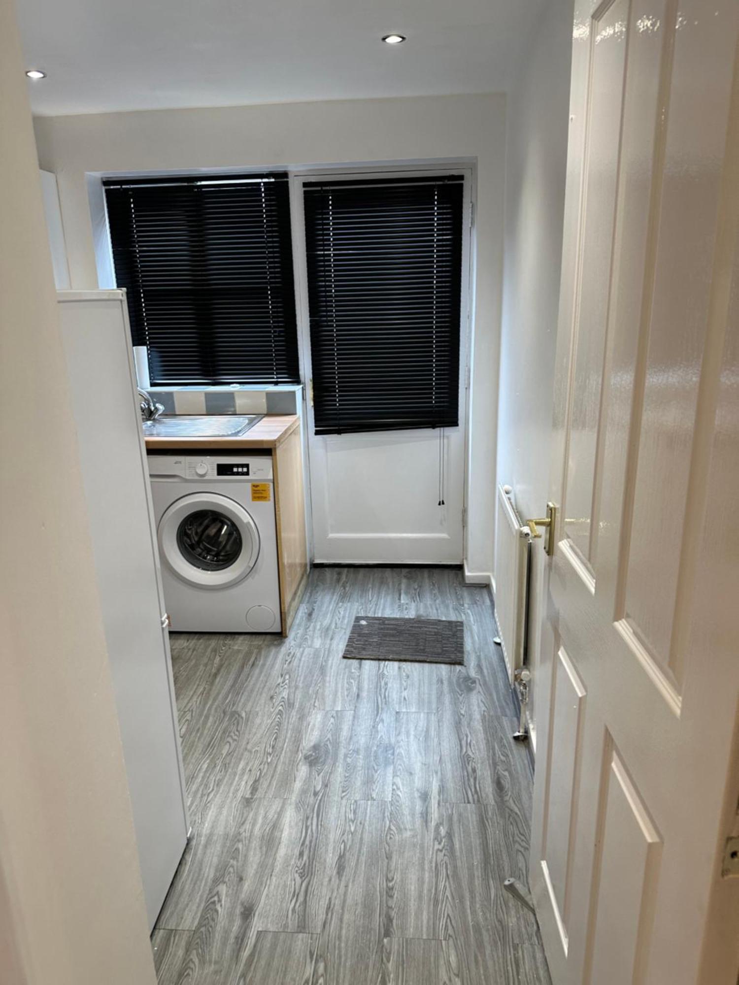Lovely Two Bedroom Flat Thamesmead  Buitenkant foto